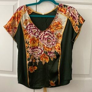 Anthropology TINY Women’s Floral Shirt